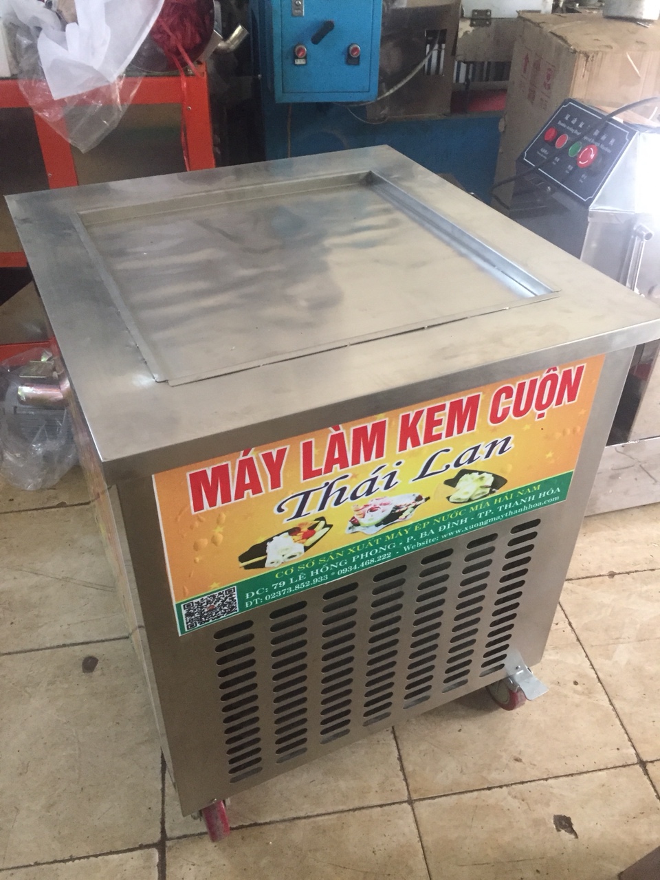 Máy làm kem cuộn 