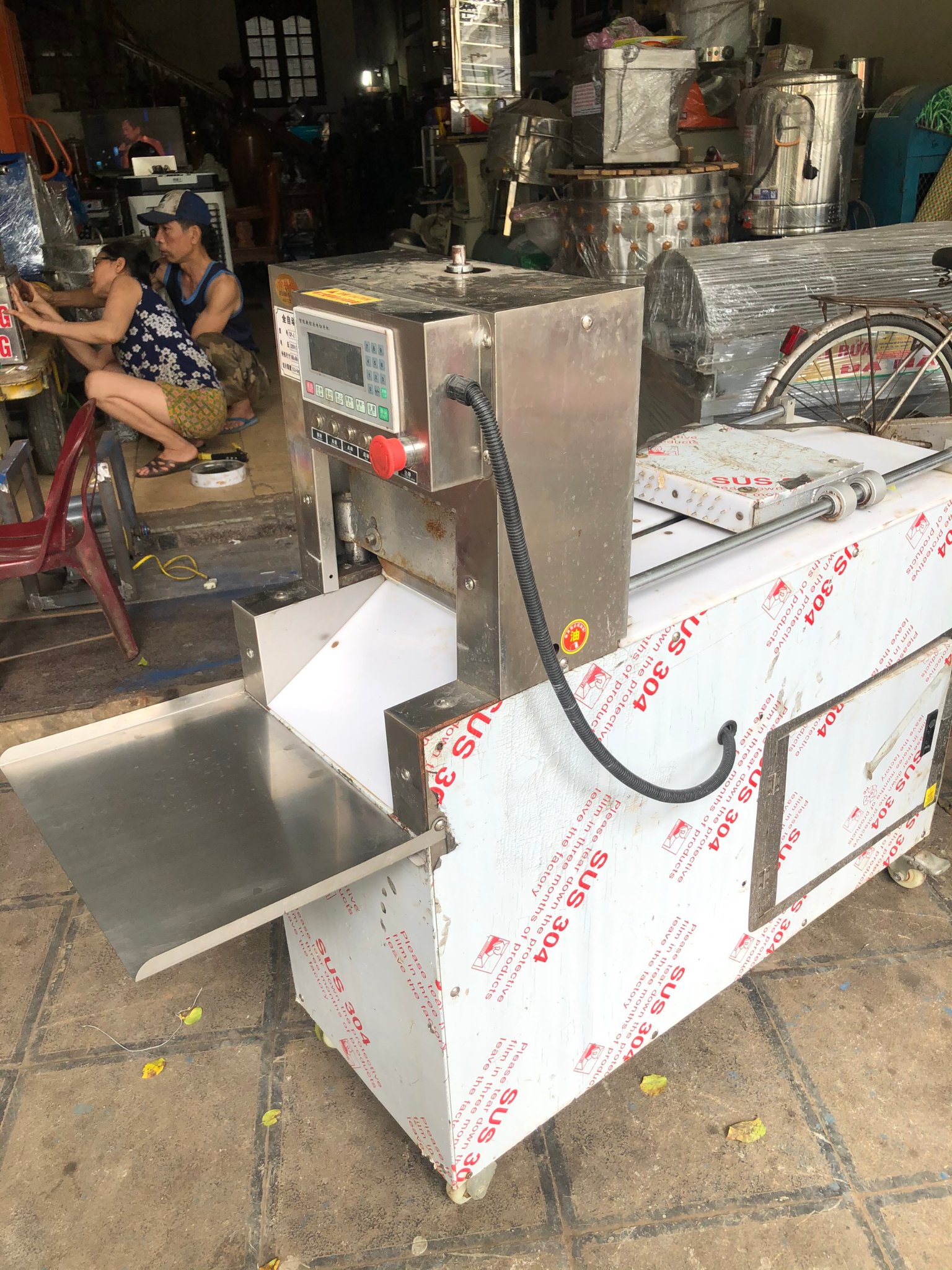 Máy Thái Thịt Đông Lạnh Công Nghiệp