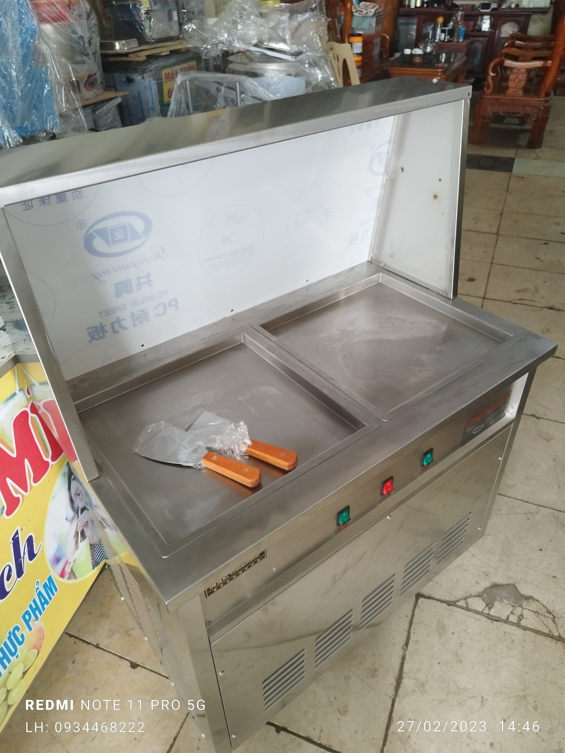 Máy làm kem cuộn thái lan chảo đôi 35*35cm