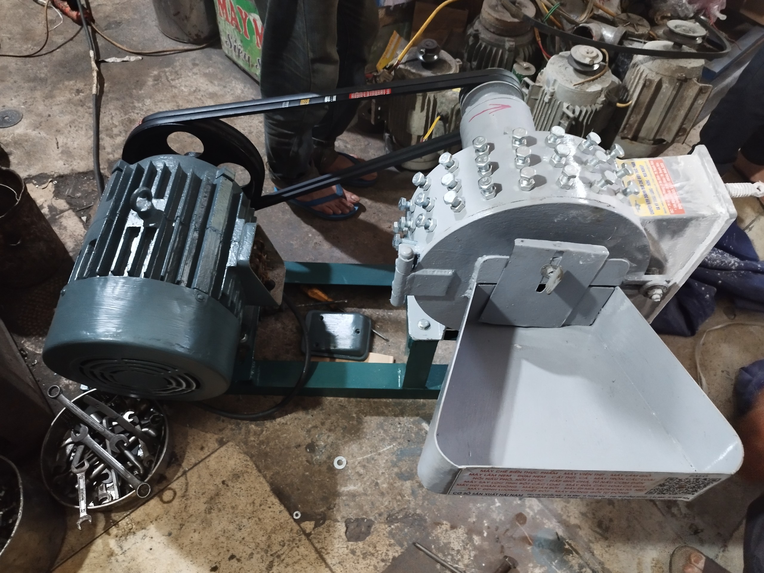 Máy nghiền bột khô công nghiệp