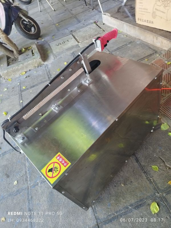Máy chặt thịt gà vịt 